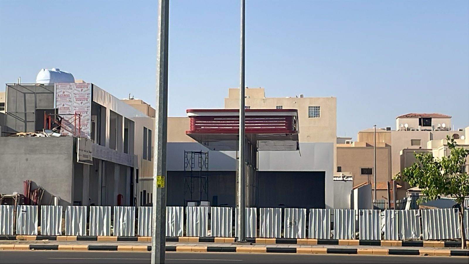 تنفيذ واجهات مباني كلادنج في بريدة - مقاول واجهات خارجية